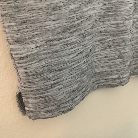 Travis Mathew Flying Tortilla Short Sleeve Medium Golf Polo Heather Gray White - Picture 13 of 16